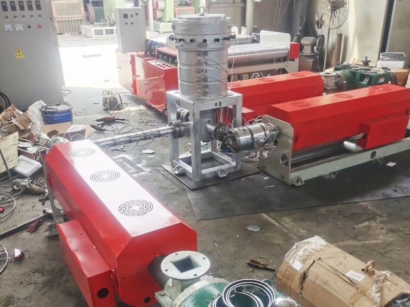 三层共挤式糖心VLOG官方网址组主机部分